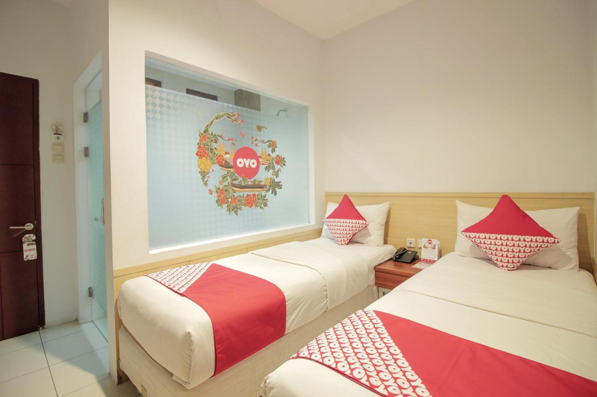 Collection O 295 Grha Ciumbuleuit Guest House Bandung Exterior foto